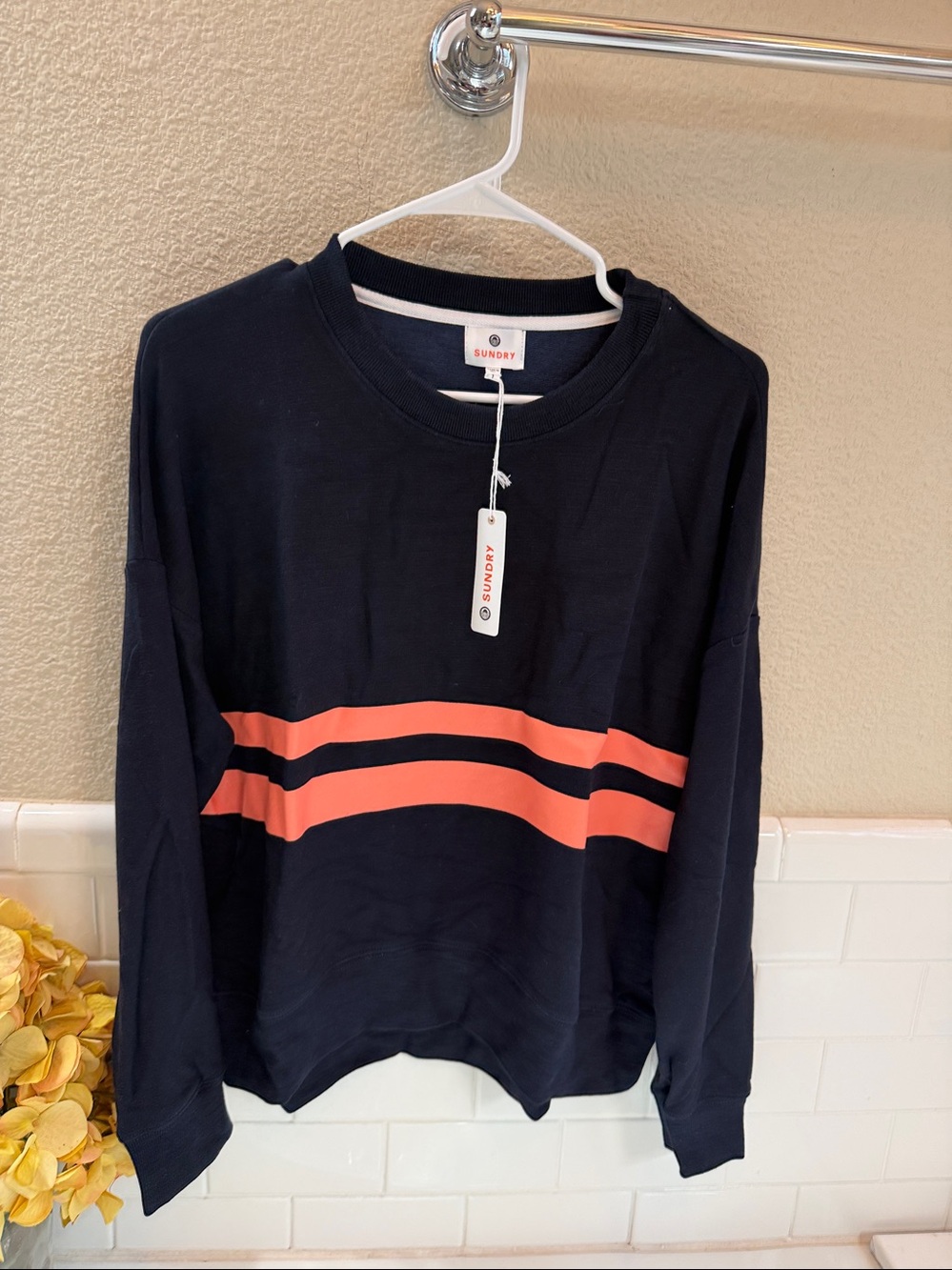 Sundry Sweatshirt . New with Tags. Oversized boxy fit . Navy / Orange Viscose